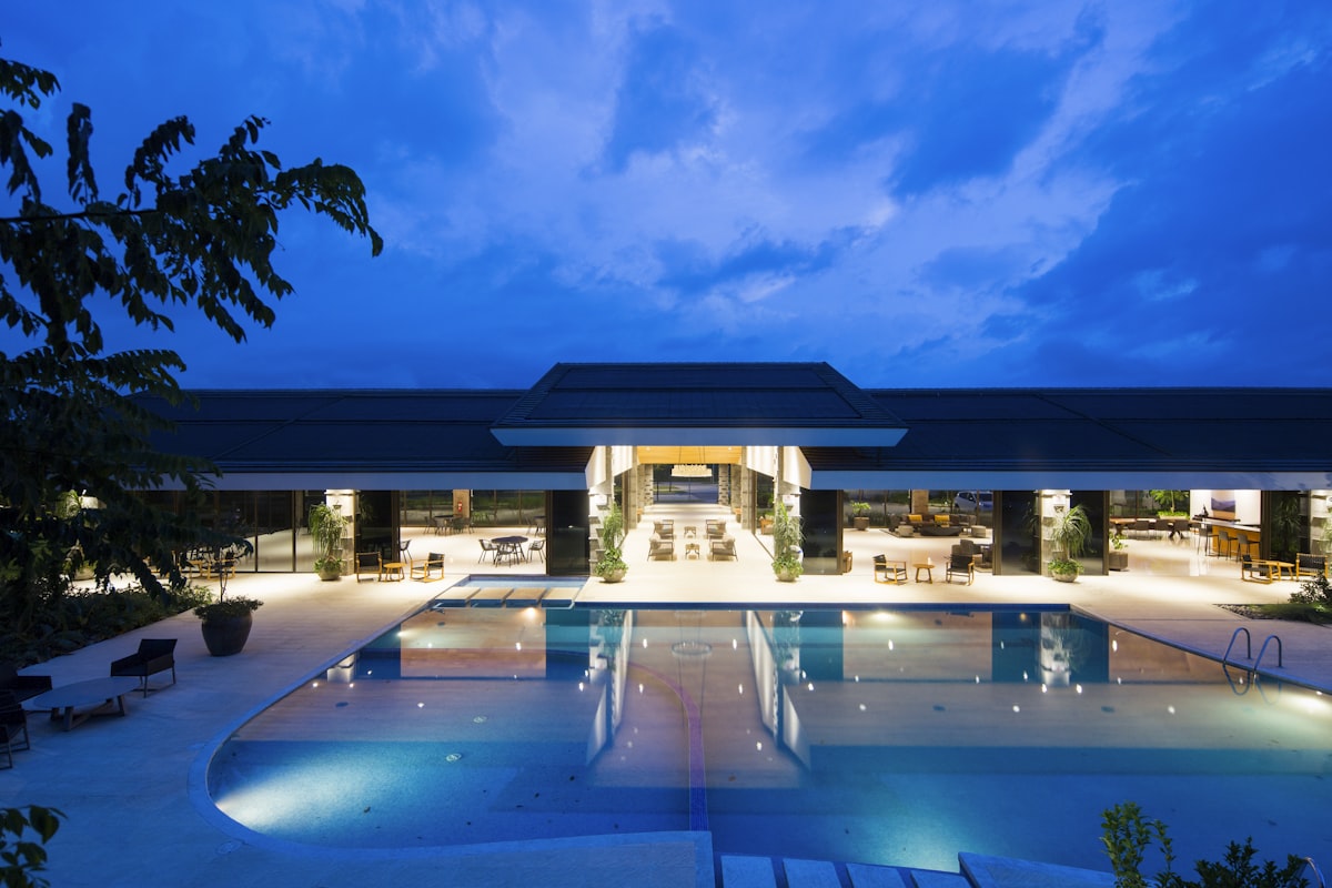 Luxury Rooftop Pool